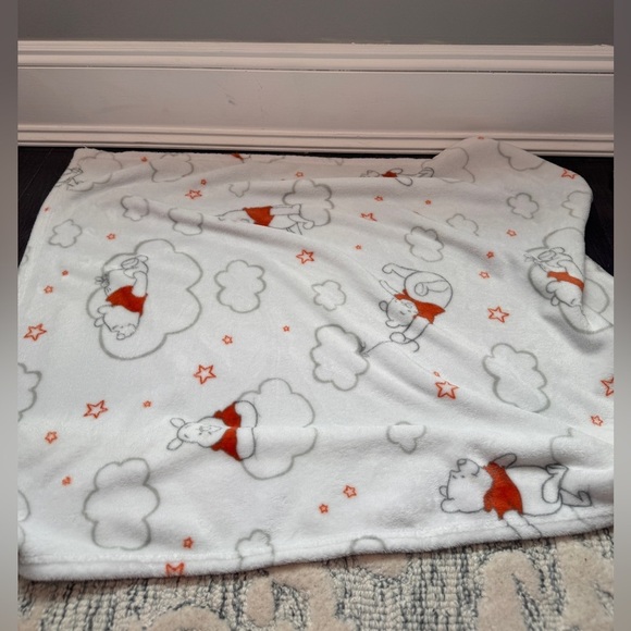 Winnie-the-Pooh Other - NWOT Disney Winnie the Pooh White and Orange Kids Baby Blanket 30 x 36 in